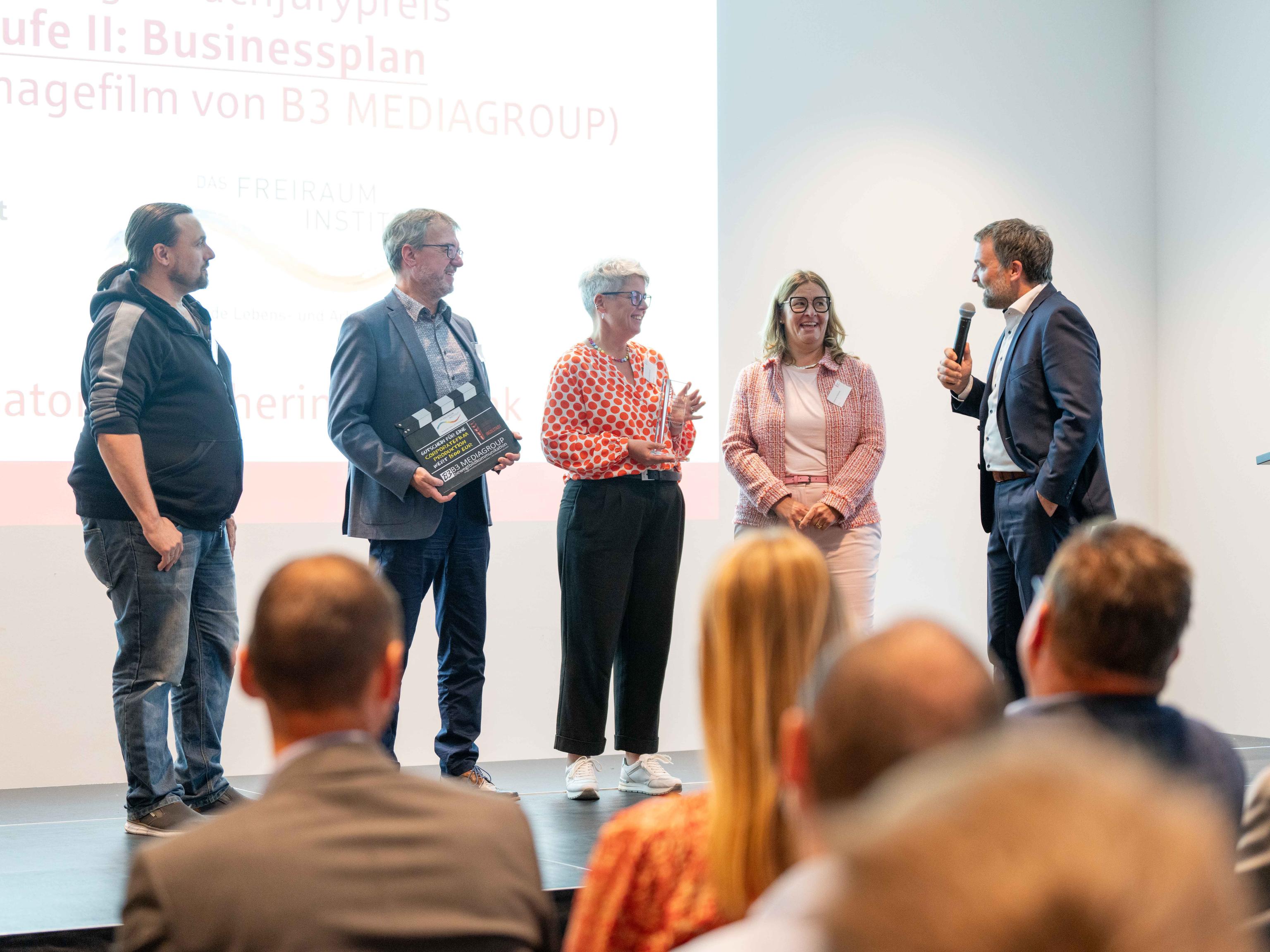 Impression 26 für Nachbericht Rückblick auf die „Nacht der Bewerber“ – Gründerpreis 2024/25
